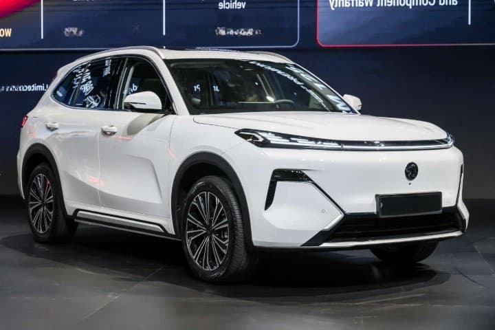 Proton e.Mas 7 1.5 Premium Plus PHEV 2026