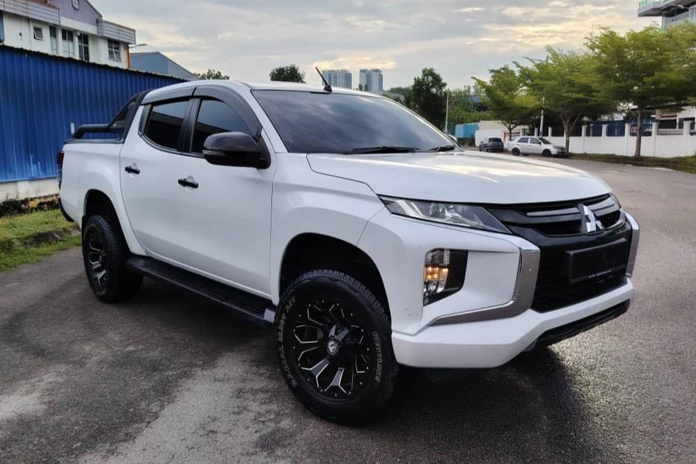 Mitsubishi Triton 2.4L VGT MS AT 2022