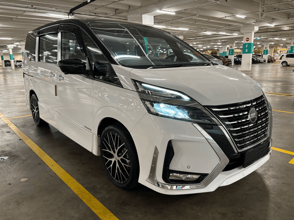Nissan Serena 2.0 S Hybrid High-Way Star 2024